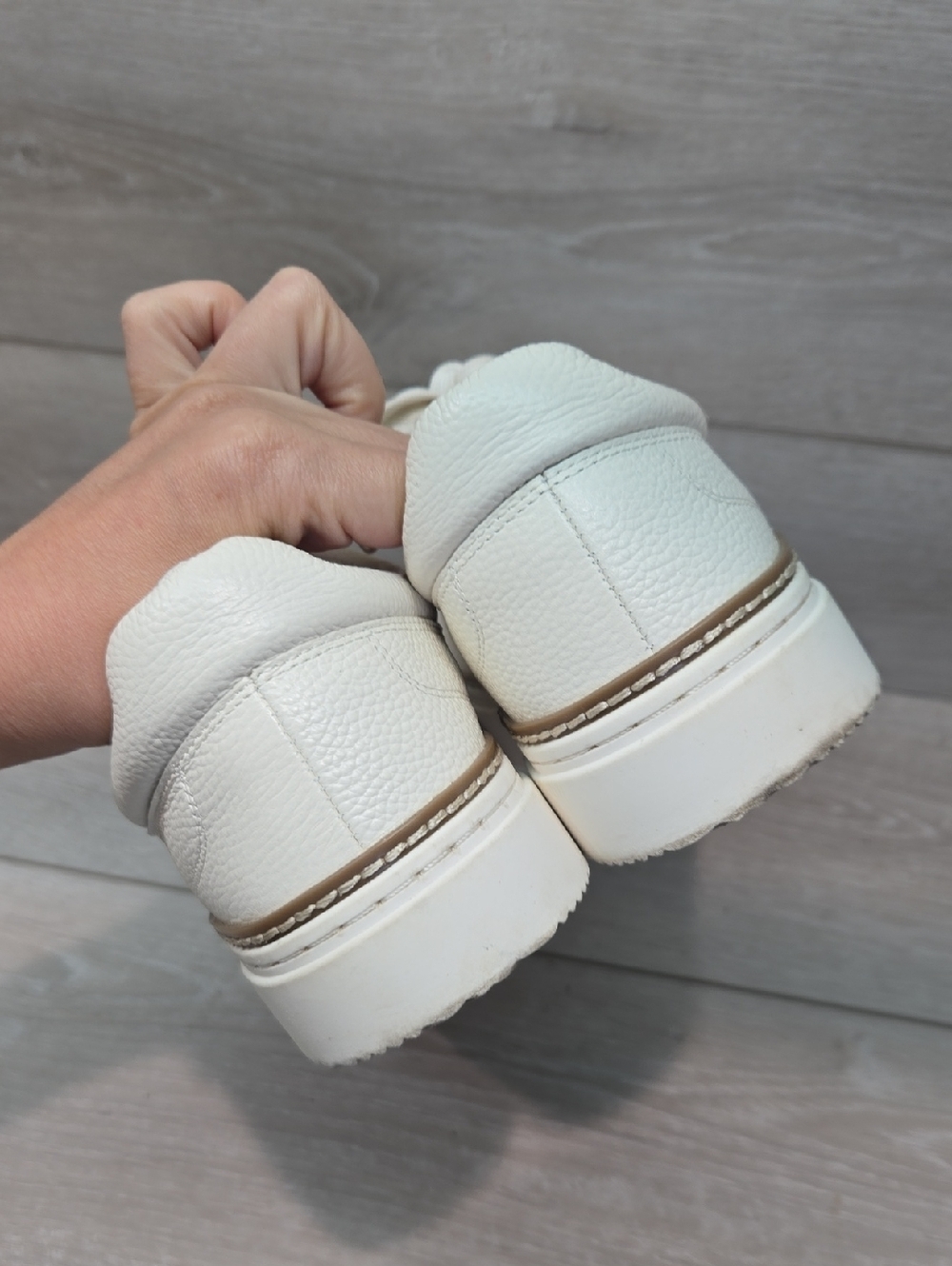 Vince Camuto Women Rezelli White Platform Leather Sneakers Shoes Sz 10M - Picture 8 of 12